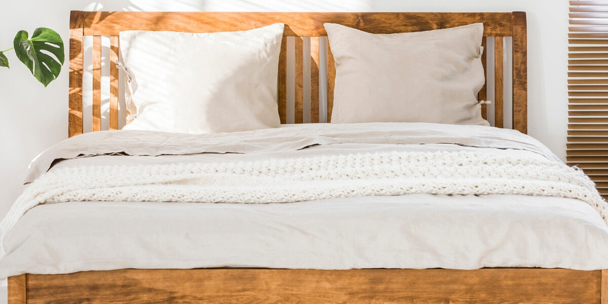 シモンズベッド（SIMMONS）のマットレス、クイーンサイズ対応のボックスシーツ