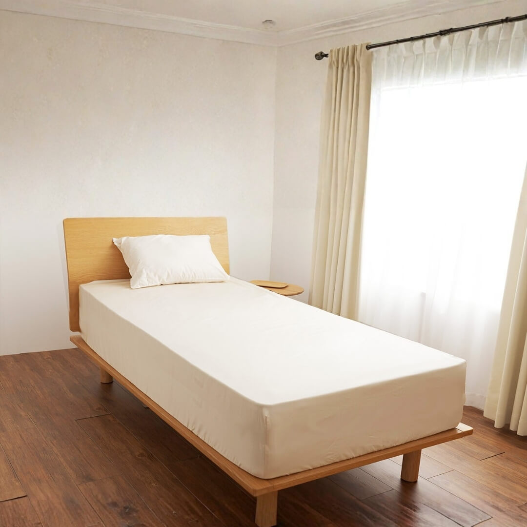 シモンズベッドマットレス クイーンサイズ（152cm巾）対応ボックス