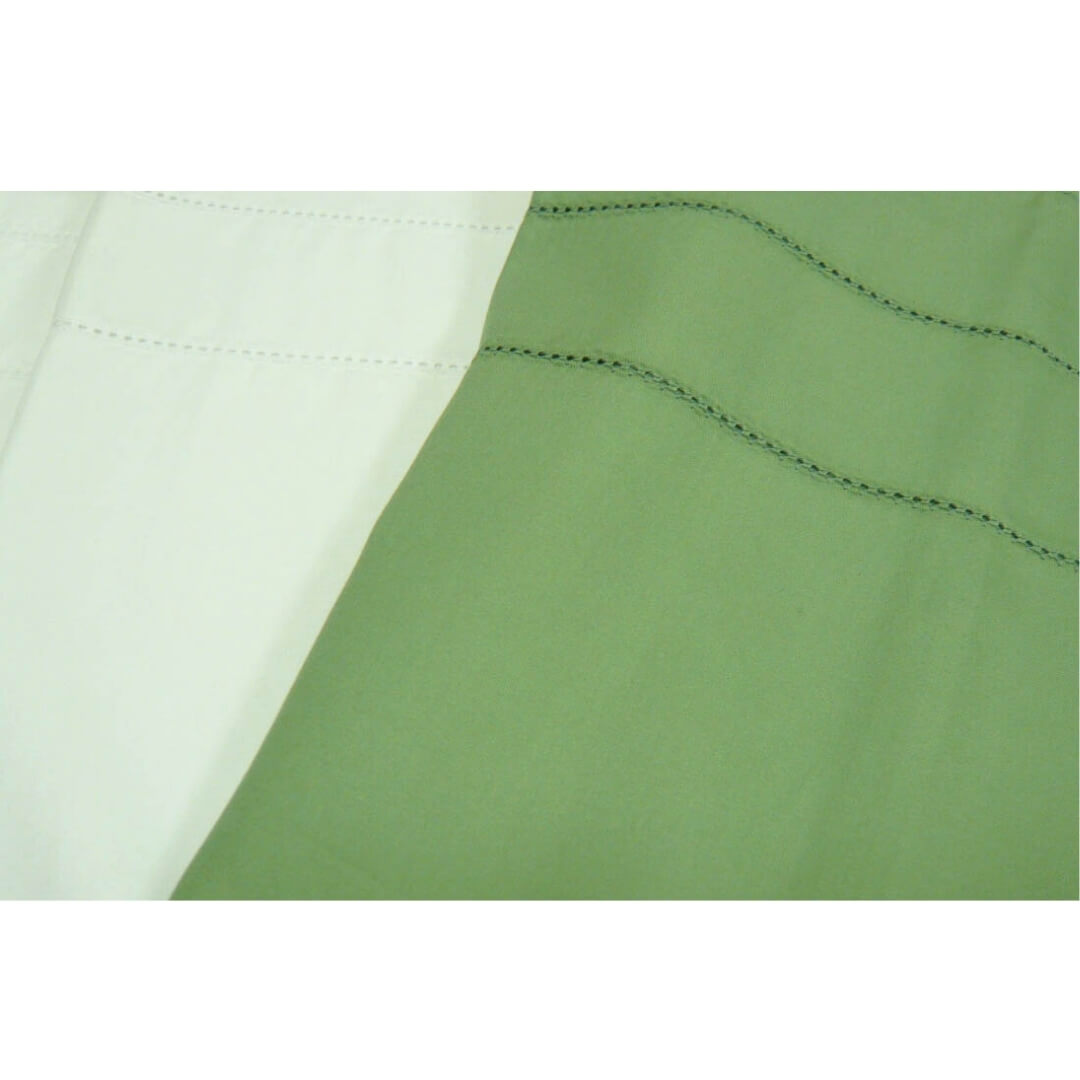 スーピマコットンピローケース　同色の意図で上品なステッチ